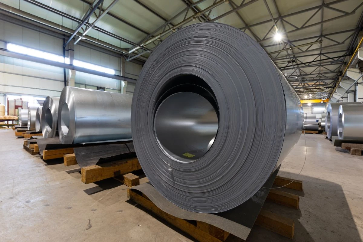Advantages of Hot Rolled Steel Sheets