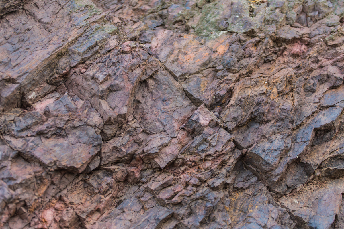 Raw steel price fluctuations