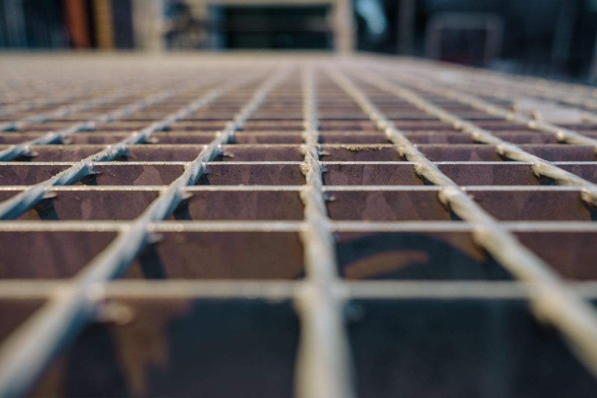 Benefits of a Steel Flooring System